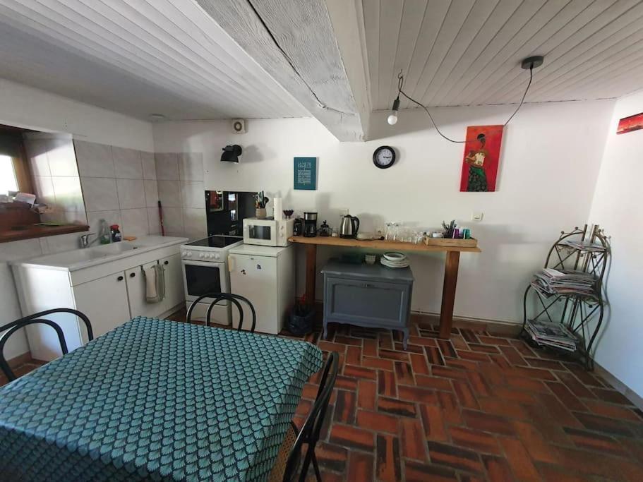 Dependance Pour 1 A 4 Pers Au Calme Dans Propriete Villa Marboz Bagian luar foto
